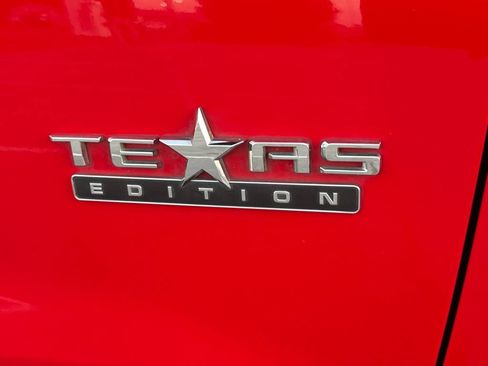 Used 2021 Chevrolet Silverado 1500 LT w/ Texas Edition Plus image 12