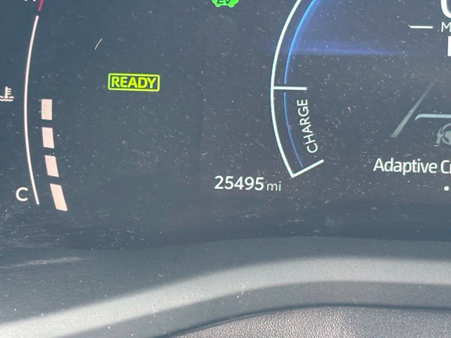 Used 2025 Toyota Camry SE FWD image 4