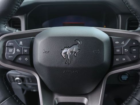 New 2025 Ford Bronco Badlands image 12