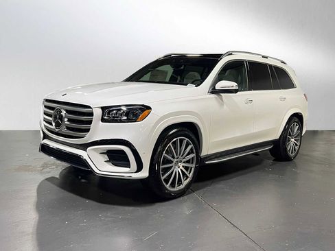 New 2025 Mercedes-Benz GLS 580 4MATIC image 7
