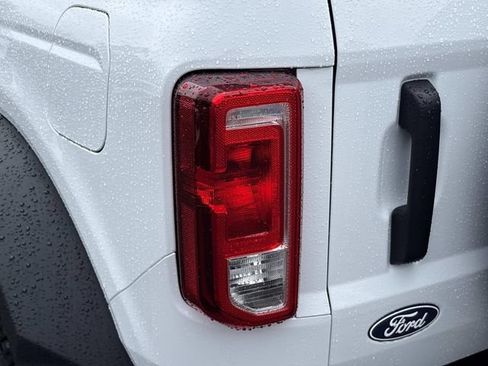 New 2026 Ford Bronco 2-Door w/ Sasquatch Package AWD/4WD image 12