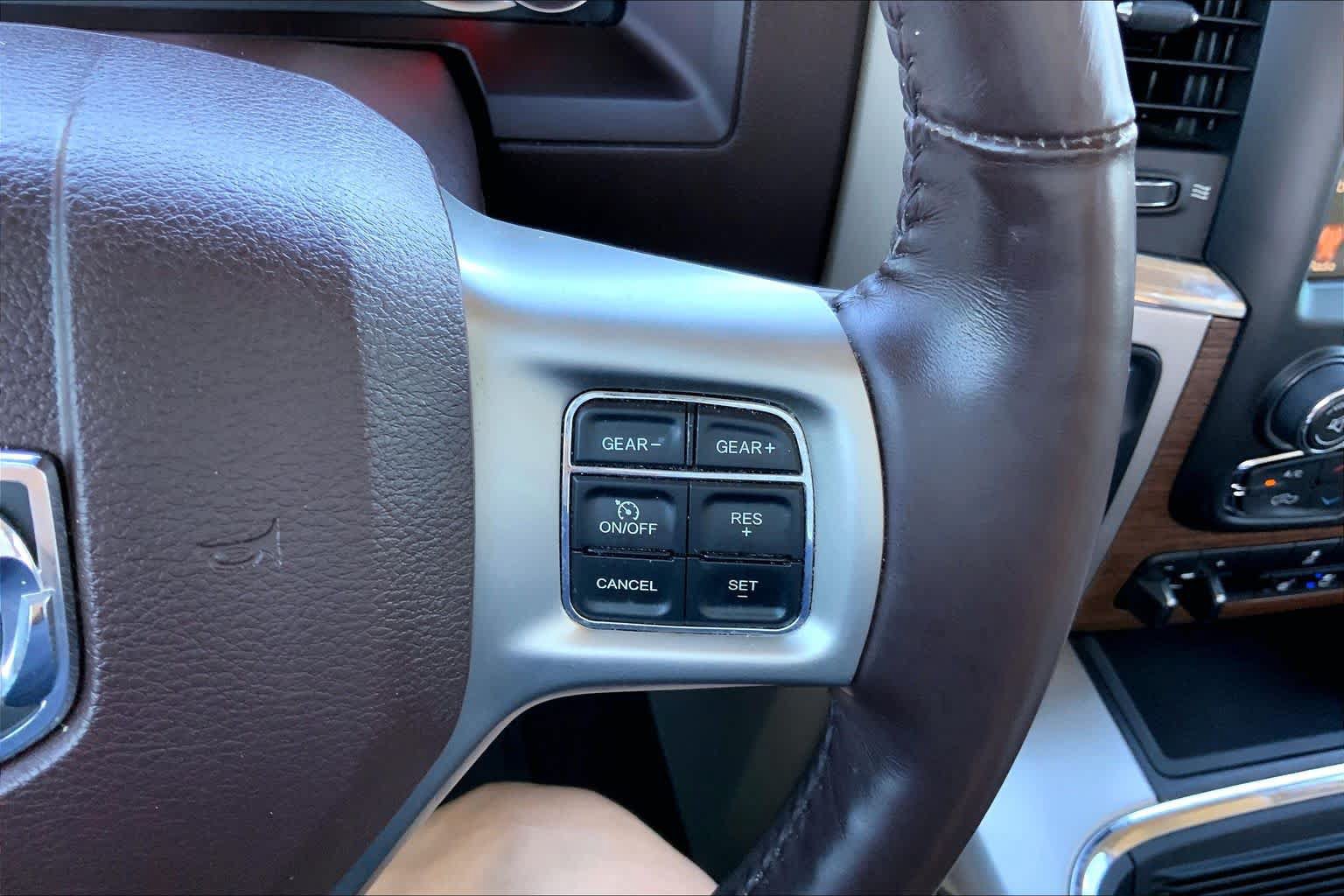 Used 2017 RAM 1500 Laramie w/ Convenience Group AWD/4WD image 24