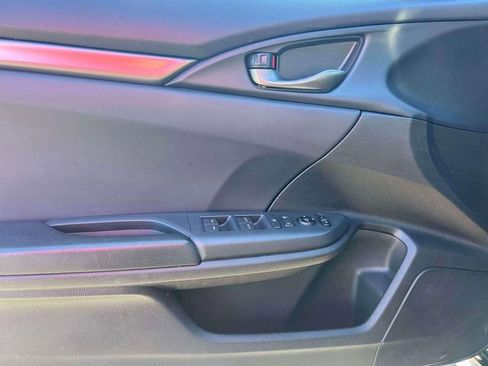 Used 2020 Honda Civic Sport image 14