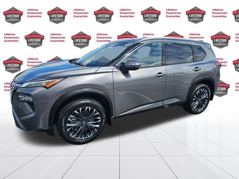 Used 2025 Nissan Rogue SL w/ Tech Package image 1