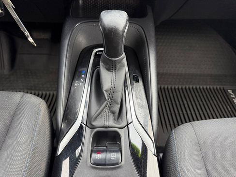 Used 2020 Toyota Corolla SE image 19