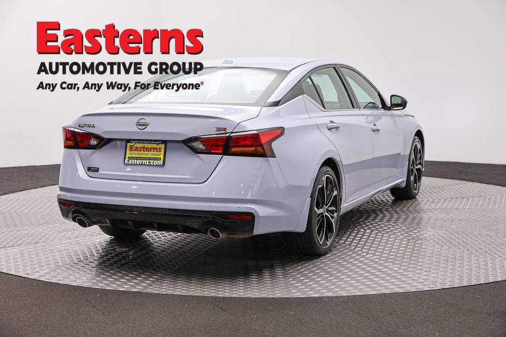 Used 2025 Nissan Altima 2.5 SR w/ SR Premium Package FWD image 7