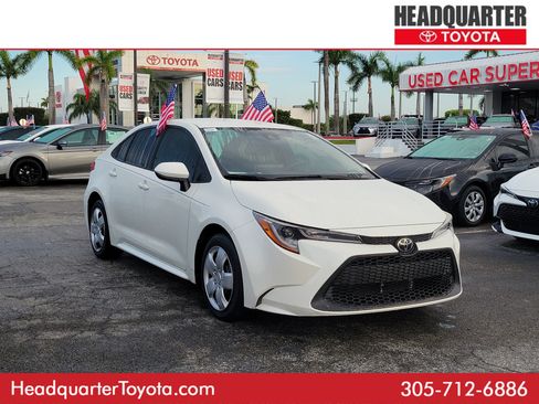 Used 2021 Toyota Corolla LE FWD image 1