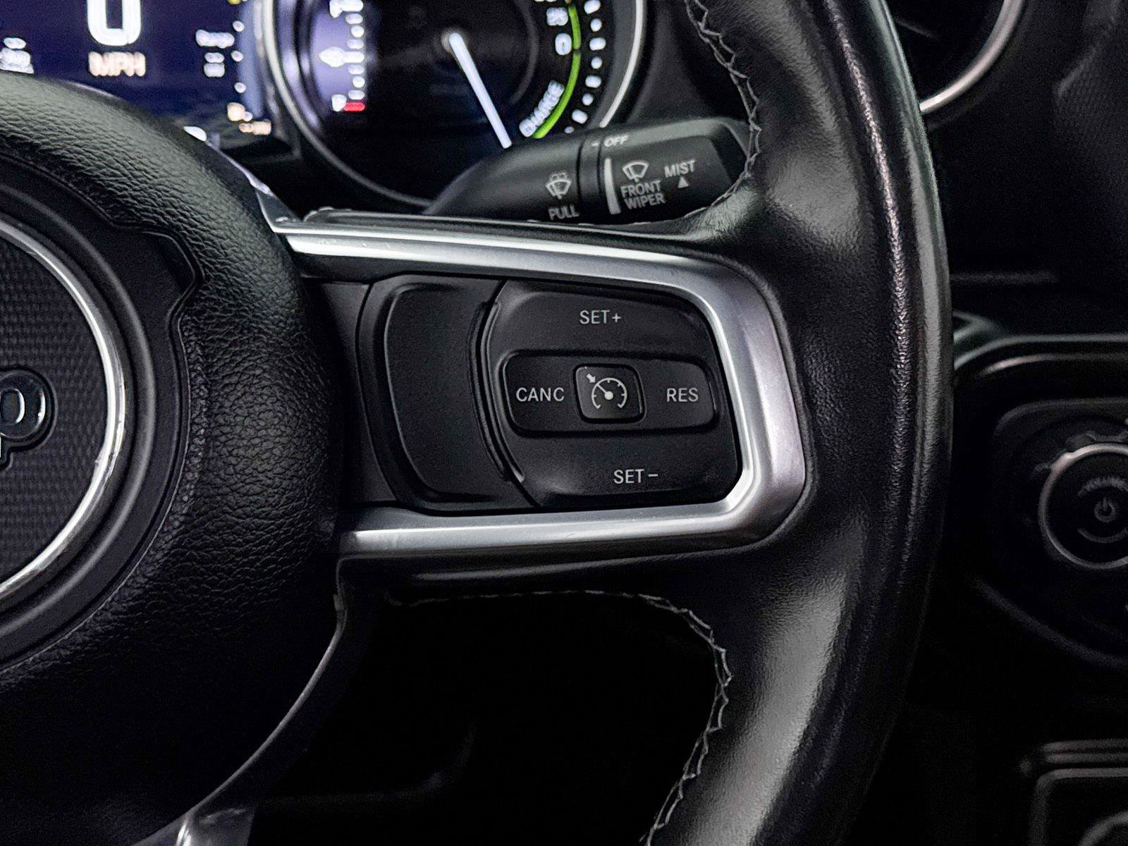 Used 2022 Jeep Wrangler Unlimited Sahara AWD/4WD image 32