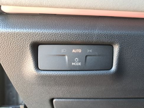 New 2026 Volkswagen Tiguan SE R-Line AWD/4WD image 25