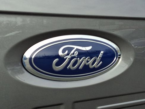 Certified 2023 Ford F150 XLT w/ Equipment Group 302A High image 30