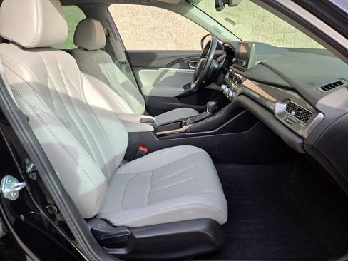 Certified 2024 Acura Integra image 19