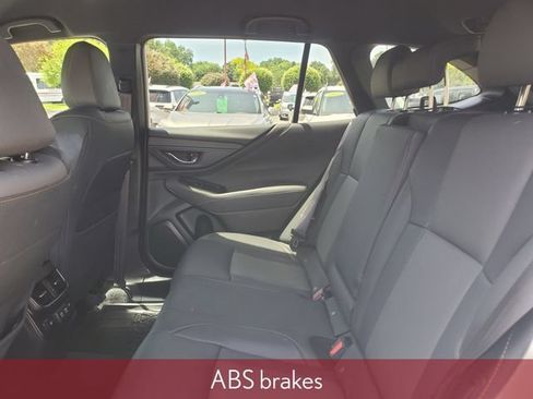 Used 2022 Subaru Outback Wilderness AWD/4WD image 34