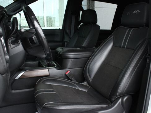 Used 2020 Chevrolet Silverado 2500 High Country AWD/4WD image 18