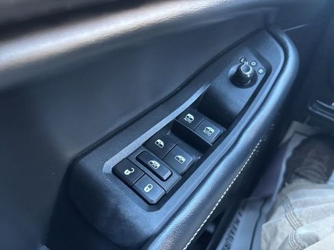 Used 2023 Jeep Grand Cherokee Altitude image 24