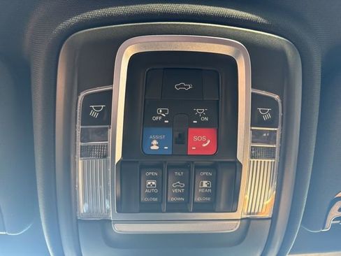 Used 2022 RAM 3500 Limited image 30