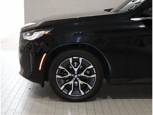 Used 2025 BMW X3 xDrive30i AWD/4WD image 4