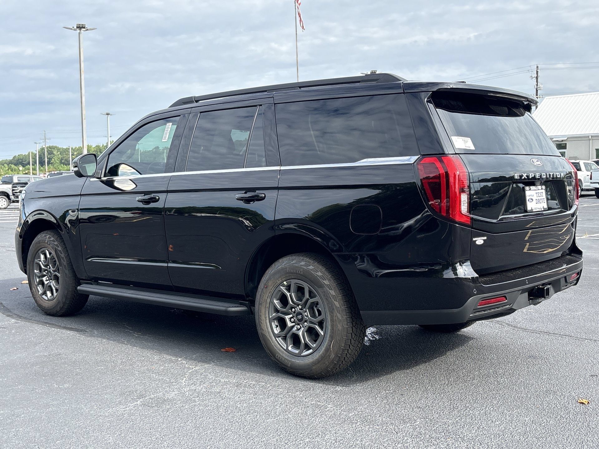 New 2027 Ford Expedition Active RWD image 20