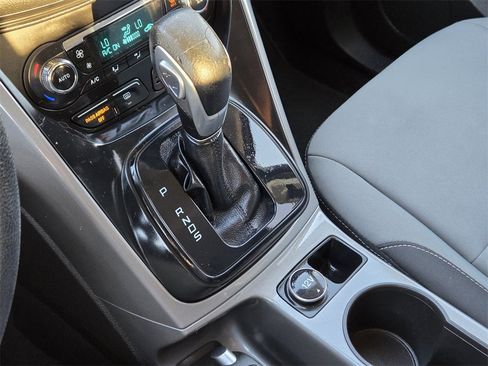 Used 2016 Ford Escape SE w/ Equipment Group 201A image 9