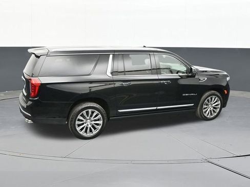 Used 2021 GMC Yukon XL Denali w/ Denali Premium Package image 62