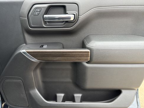 Used 2019 Chevrolet Silverado 1500 RST w/ All-Star Edition image 16