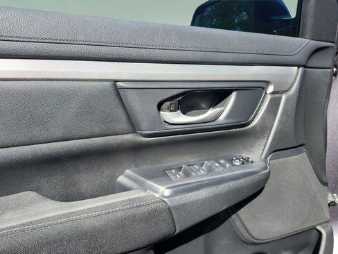 Used 2018 Honda CR-V LX image 15