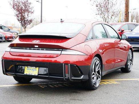 Used 2025 Hyundai Ioniq 6 SEL image 6