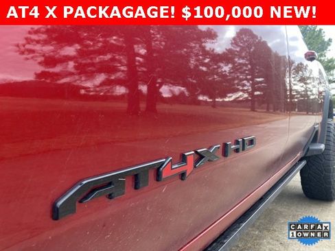 Used 2025 GMC Sierra 2500 AT4X image 6