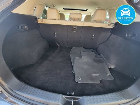 Used 2017 MAZDA CX-5 Touring w/ Preferred Equipment Package FWD image 10