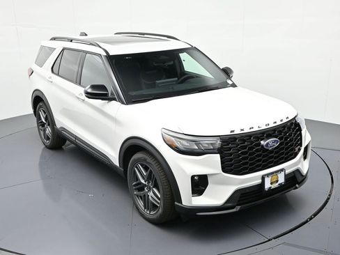 New 2026 Ford Explorer ST image 26