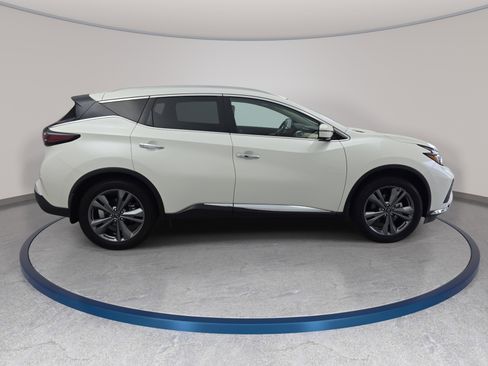Certified 2023 Nissan Murano Platinum w/ Cargo Package FWD image 4