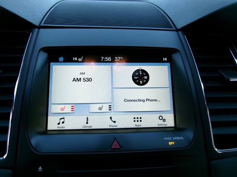 Used 2018 Ford Taurus SEL w/ Equipment Group 201A image 27