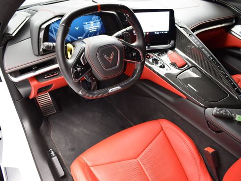 Used 2023 Chevrolet Corvette Z06 image 19