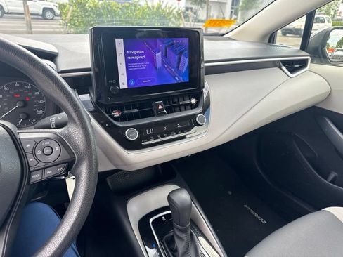 Used 2023 Toyota Corolla LE FWD image 11