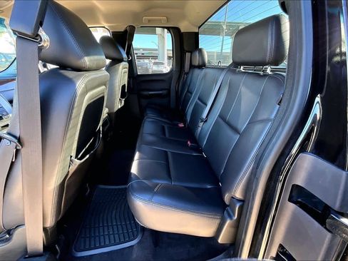 Used 2010 GMC Sierra 1500 SLT image 16