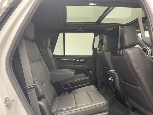 Used 2024 GMC Yukon Denali w/ Advanced Technology Package RWD image 19