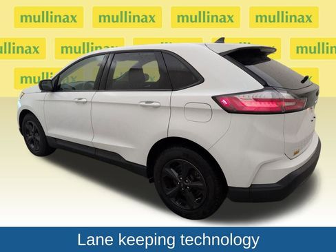 Used 2024 Ford Edge SE image 8