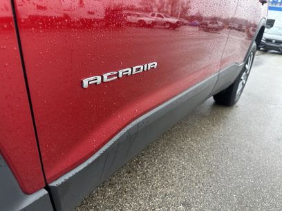 Used 2023 GMC Acadia SLT