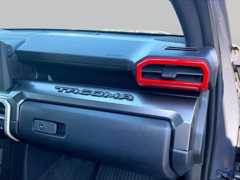 Used 2025 Toyota Tacoma SR5 RWD image 19
