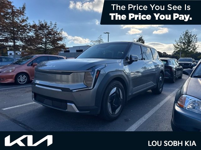 Certified 2024 Kia EV9 Light Long Range RWD image 1