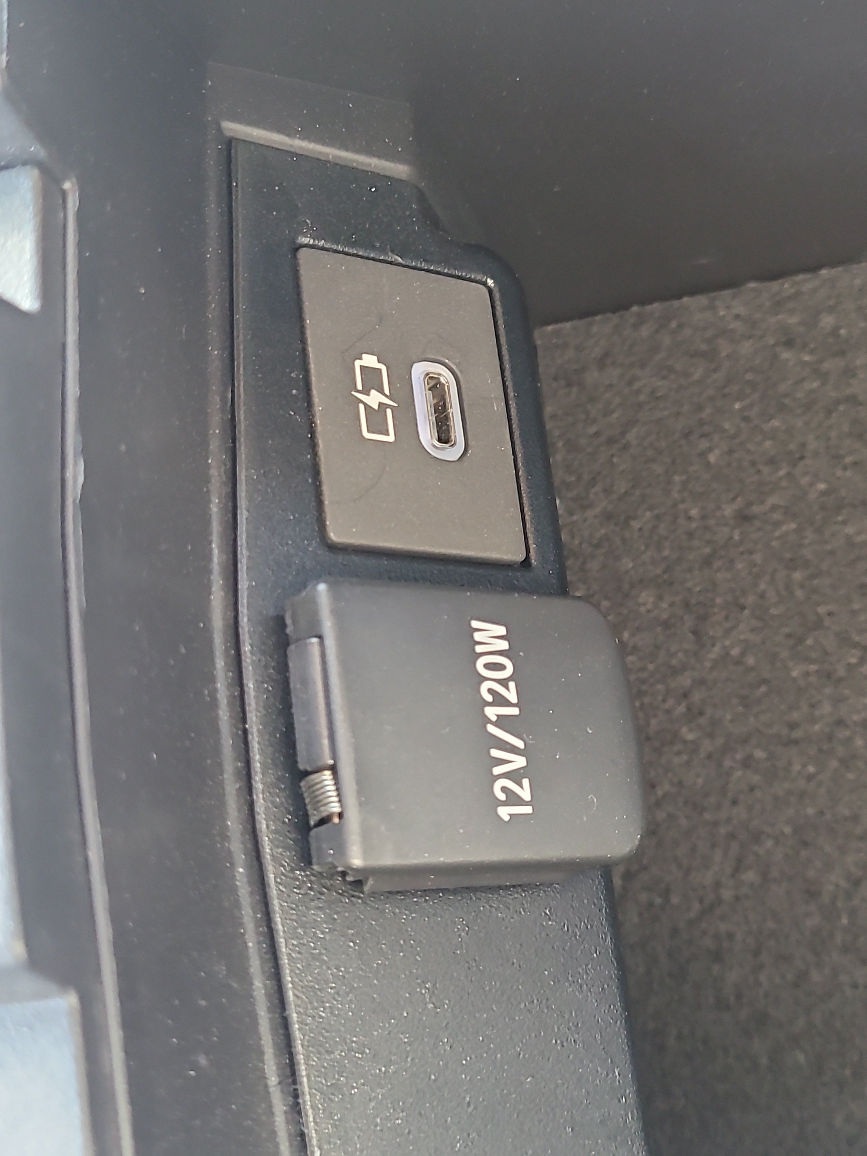 Used 2026 Toyota Corolla SE FWD image 25