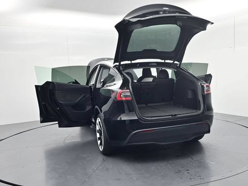 Used 2020 Tesla Model Y Long Range AWD/4WD image 47