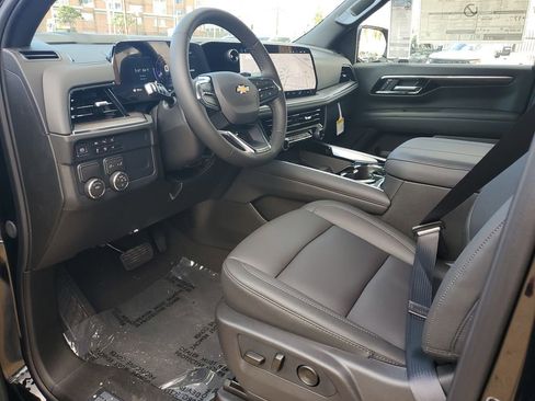 New 2026 Chevrolet Suburban LT w/ Comfort Package image 20