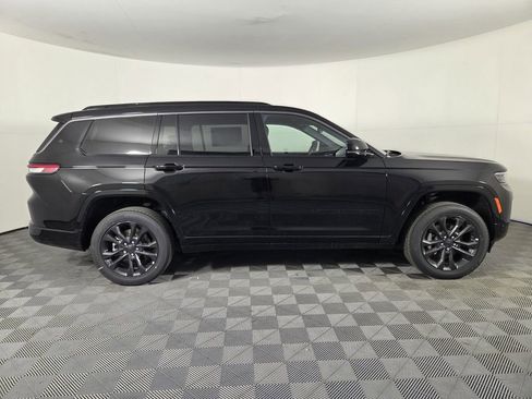 New 2026 Jeep Grand Cherokee L Limited AWD/4WD image 5