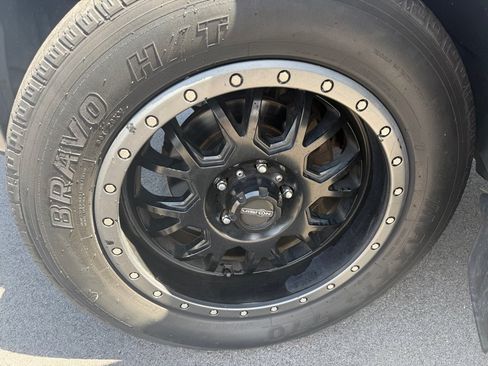Used 2017 RAM 1500 Express AWD/4WD image 22