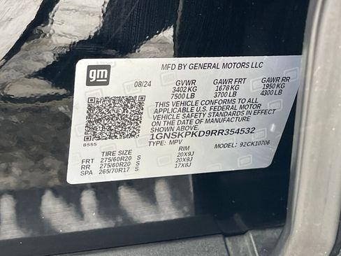 Used 2024 Chevrolet Tahoe Z71 w/ Luxury Package image 33