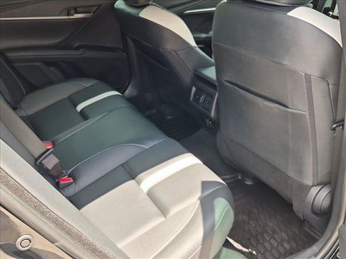 Used 2026 Toyota Camry SE FWD image 19
