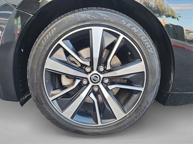 Used 2021 Nissan Maxima 3.5 SV w/ Floor Mat Group FWD image 24