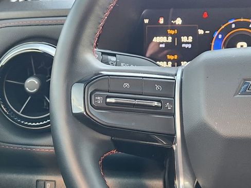 Used 2025 Chevrolet Colorado Z71 w/ Z71 Convenience Package 2 image 28