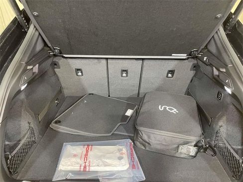 New 2025 Porsche Macan 4 Electric image 20