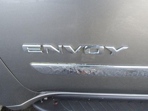 Used 2006 GMC Envoy XL SLE image 18